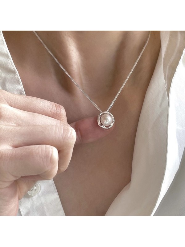 S925 pure silver French retro pearl necklace for women Instagram style niche light luxury high-end geometric circular collarbone chain